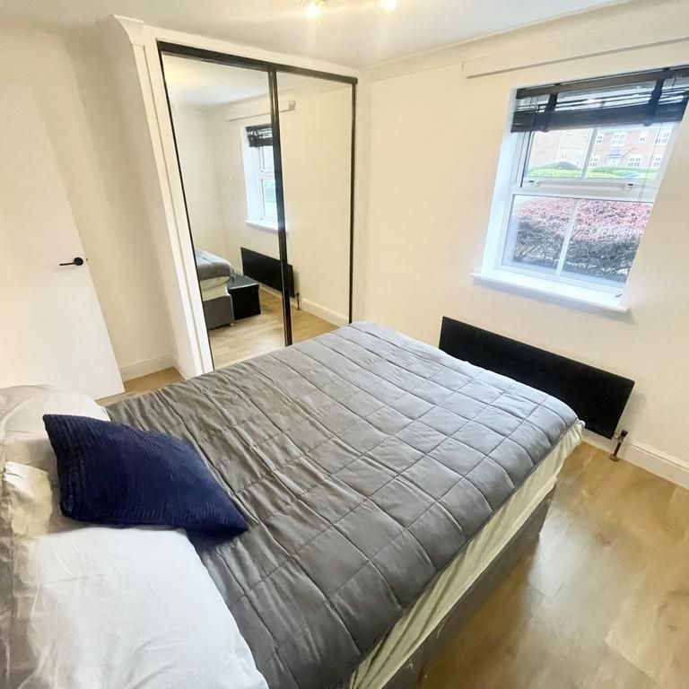 1 bedroom flat to rent - Photo 1