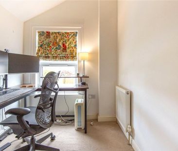 3 bedroom terraced house to rent - Photo 3