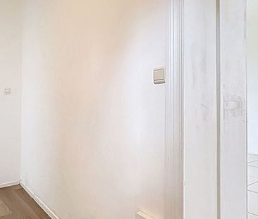 Appartement te huur in Crehen voor € 850 met 2 slaapkamers - Photo 1