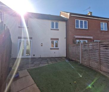 3 bedroom terraced house to rent - Photo 2