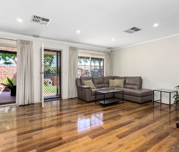 Spacious Homette, Supercharged with Solar - Photo 4