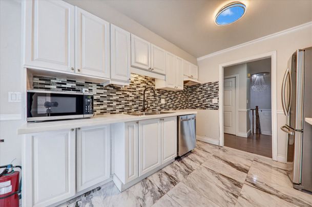 For Lease - 7 Eastwood Avenue, Oshawa, Ontario - Photo 1