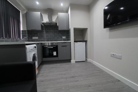 Market Street West Flat, PRESTON, Lancashire PR1 2HB - Photo 4