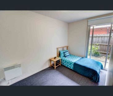 212/903 Dandenong Road, Malvern East, Vic 3145 - Photo 1