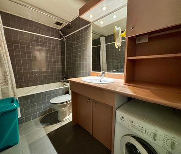 Location Appartement 2 pièces 44m² LYON 6ème - Photo 2