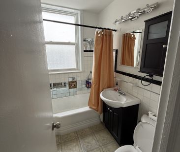 51 Queen Street East Street #2 - Photo 5