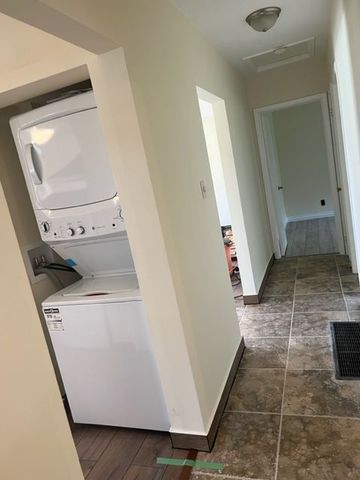 For Lease - 1090 Winterhalt Avenue, Cambridge, Ontario - Photo 2