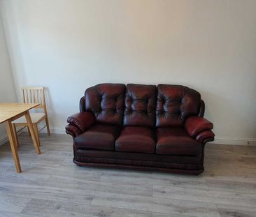 Price £975 pcm - Available 30/06/2026 - Furnished - Photo 1