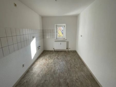 Sonnige Dachgeschoßwohnung mit Erker in zentraler Lage - Photo 5