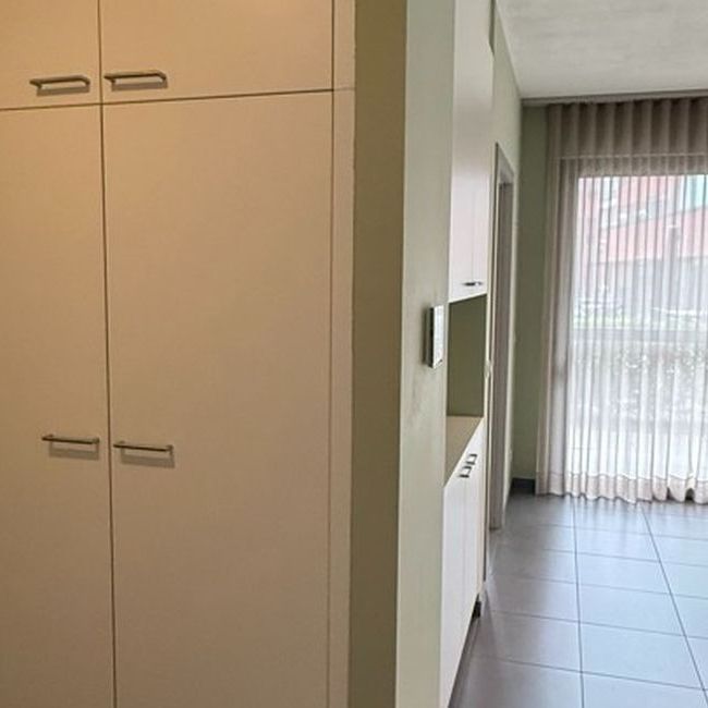 Woning te huur in Meeuwen voor € 945 met 1 slaapkamer - Foto 1