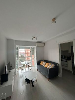 Piso de alquiler en Calle de la Isla de Zanzíbar, Peñagrande - Photo 1