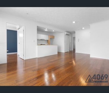 Spacious 2-Bedroom Apartment with Study and Balcony in Prime Indoor... - Photo 1