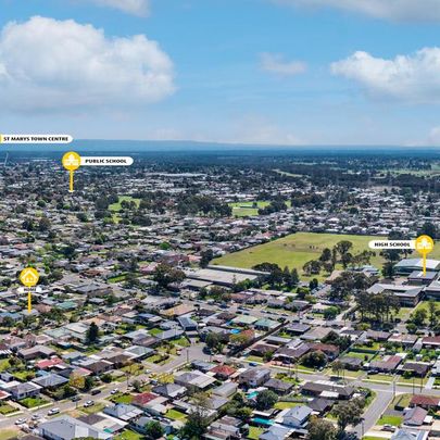 PRACTICAL, PEACE & PRIVATE! - Photo 1