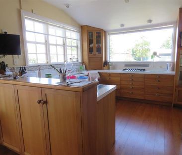 Stunning 3 Bedroom Fully Furnished Villa - ... - Photo 1