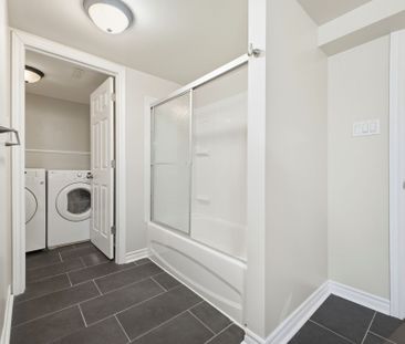 For Lease - 1309 HIGHGATE Road Unit# B, Parkway Park - Queensway Te... - Photo 6