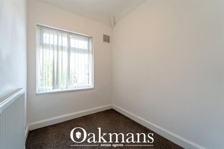 5 bedroom semi-detached house to rent - Photo 3