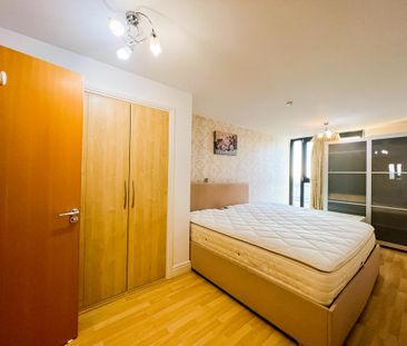 2 bedroom flat to rent - Photo 3