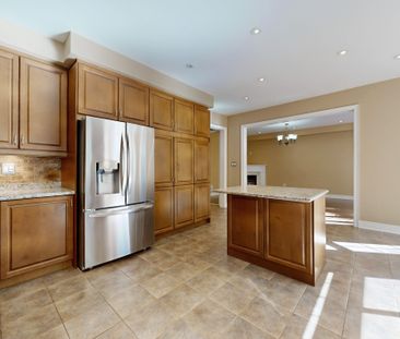 For Lease - 363 Maria Antonia Road, Vaughan, Ontario - Photo 6