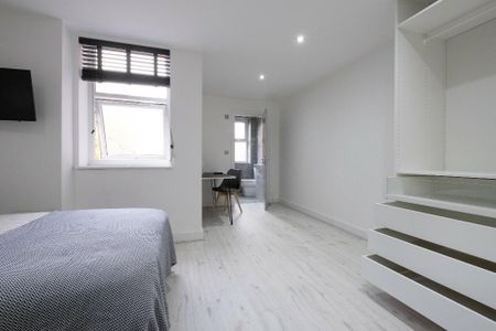 6 bedroom house to rent - Photo 4