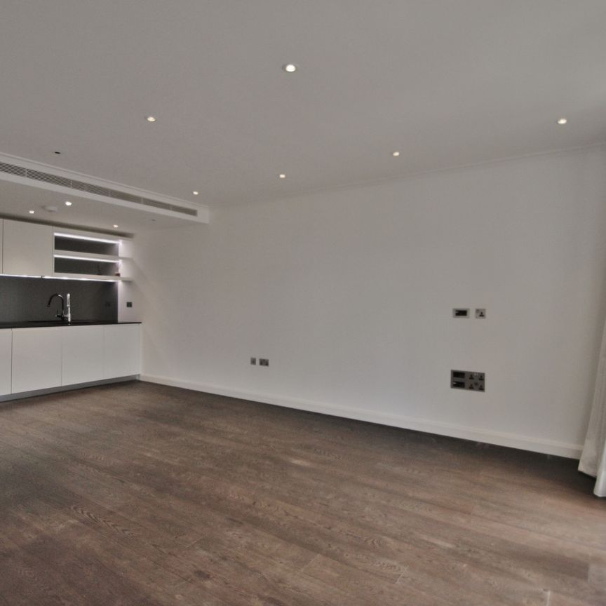 Higham House West, Carnwath Road, Fulham, London, SW6 - Photo 1