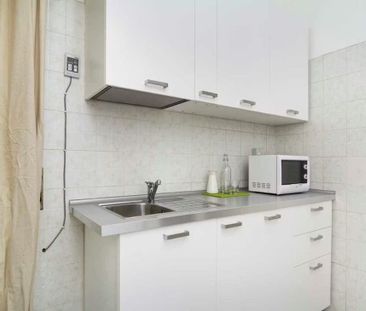 Viale Carlo Espinasse, Milan, Lombardy 20156 - Photo 6