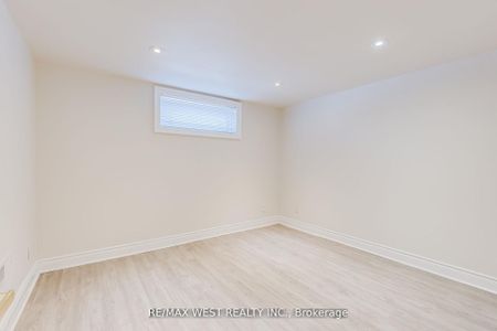 For Lease - 606 Conacher Drive Unit# Lower, Toronto, Ontario - Photo 2