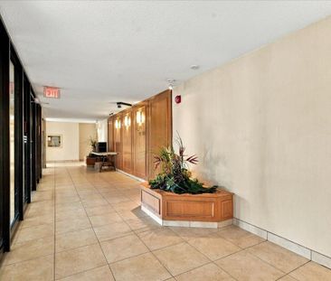 For Lease - 1300 Marlborough Court Unit# 322, Oakville, Ontario - Photo 5