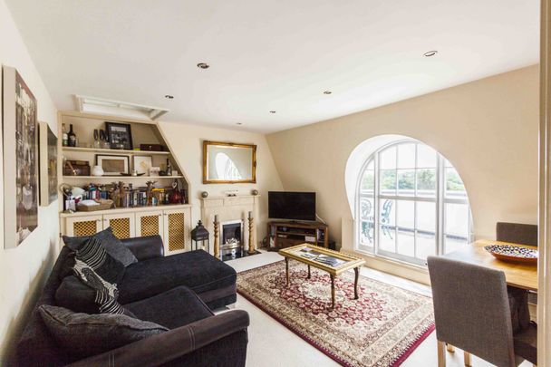 6 The Paragon, Blackheath, SE3, London - Photo 1