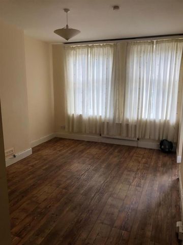 1 bedroom property to rent - Photo 4