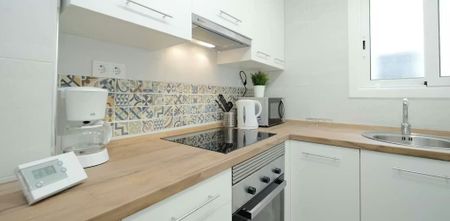 Carrer de Rosalía de Castro, Barcelona, Catalonia 08025 - Photo 5