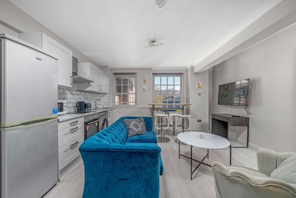 2 Bed Flat, Park West, W2 - Photo 1