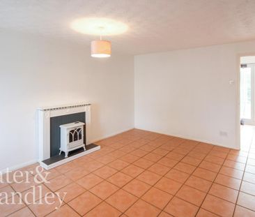 3 bedroom end of terrace house to rent - Photo 1