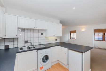 Whitehill Road, Crowborough, TN6 - Photo 2