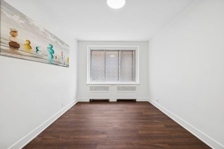 4885 Ch. Queen Mary, Montréal (Côte-des-Neiges, QC H3W - Photo 4