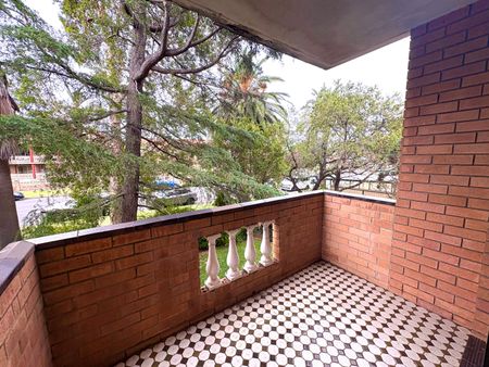 1/21-23 Fifth Avenue, Campsie NSW 2194 - House For Rent | Domain - Photo 4