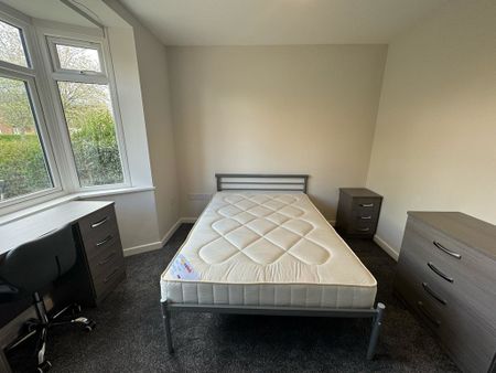 Byland Avenue, Heworth - P10822 - Photo 5