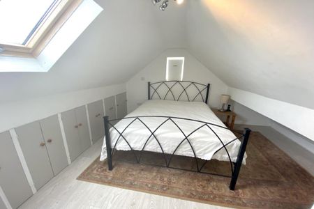 2 bedroom semi-detached house to rent - Photo 2
