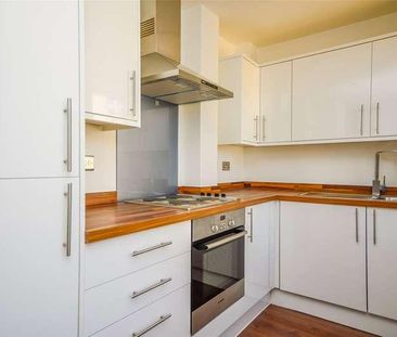 Romney Court, Romney Place, Maidstone, ME15 - Photo 3