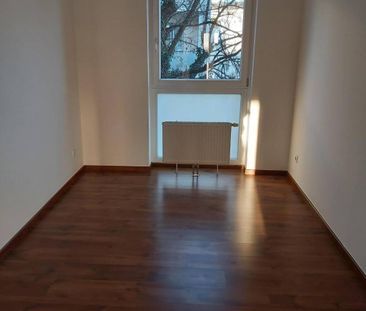 4-Zimmer-Wohnung mit Loggia in Seenähe - Photo 3