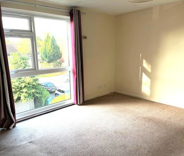 1 bedroom Flat - Hopton Road, Stevenage - Photo 6