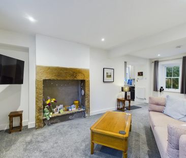 2 bedroom semi-detached house to rent - Photo 2