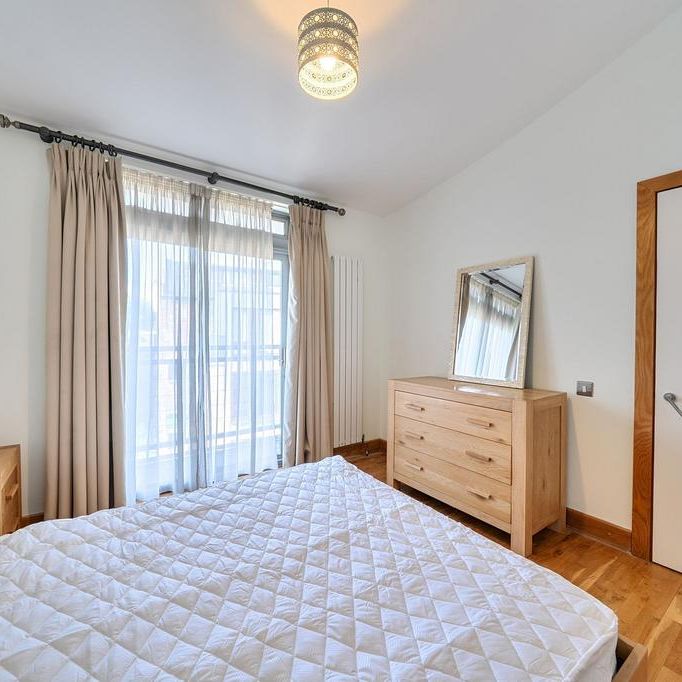 2 bedroom flat to rent - Photo 1