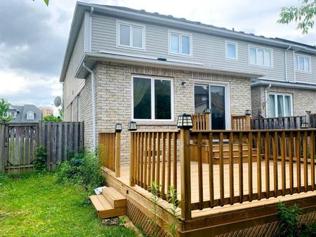 For Lease - 19 Hubbell Drive, Whitby, Ontario - Photo 4