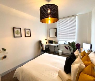 3 bedroom terraced house to rent - Photo 3