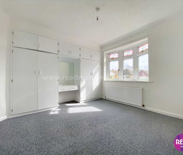 DANDIES DRIVE LEIGH ON SEA - Photo 6