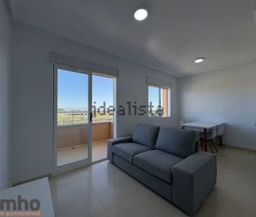 Alquiler de piso en Avenida de María del Mar Rodríguez - Photo 1