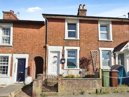 2 bedroom terraced house to rent - Photo 5