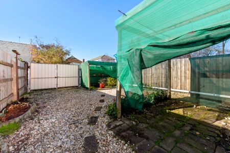 15 Alfred Street, Seddon. - Photo 4