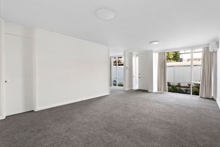 Unit 6/5 Northampton Place, South Yarra. - Photo 2