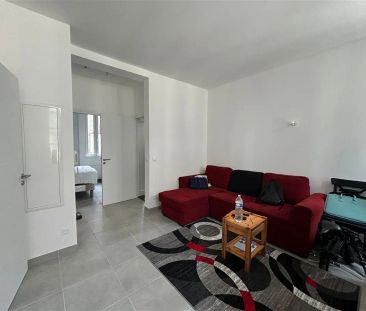 Location appartement 2 pièces - 29m² à Sens (89100) - Photo 2